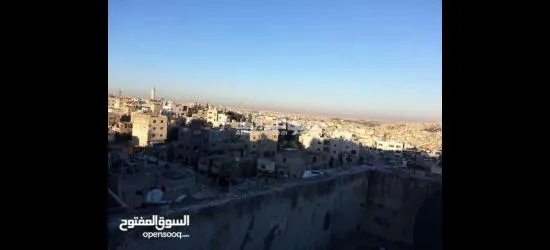سطح خالي من البناء في الذراع الشمالي بعمان - 7