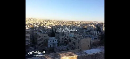 سطح خالي من البناء في الذراع الشمالي بعمان - 12