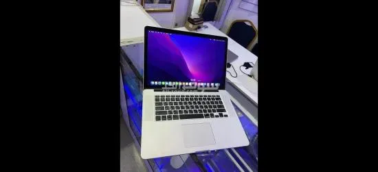 MacBook Pro 2015 - 4