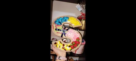 هدايا كاندي ب 10د والتوصيل مجانا