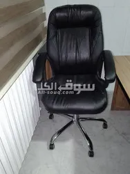 مكتب مع وحدة جانبية و3كراسي وطاولة - 4