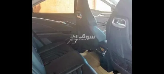 نيتا يو برو 400 لون باذنجاني حره مستعمل ممشى قليل 69000 - 5