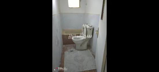 شقه للايجار قرب مجمع الزرقاء الجديد - 4